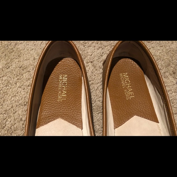 🤎 MICHAEL KORS Leather Moccasin Ballet Flat Slip-on Loafer (Sz 7.5) - Picture 4 of 8